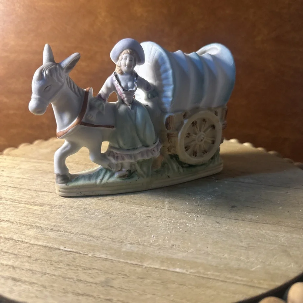 vintage donkey covered wagon planter Japan